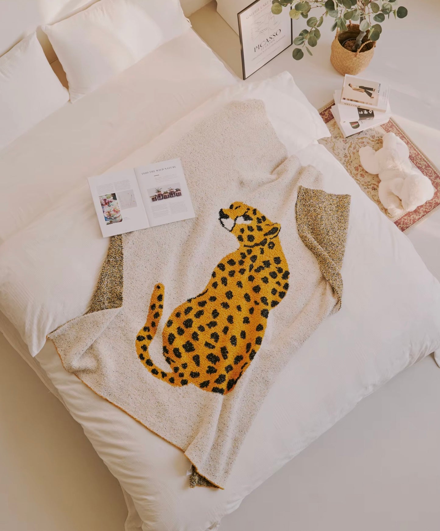 Kawaii Leopard  Blanket