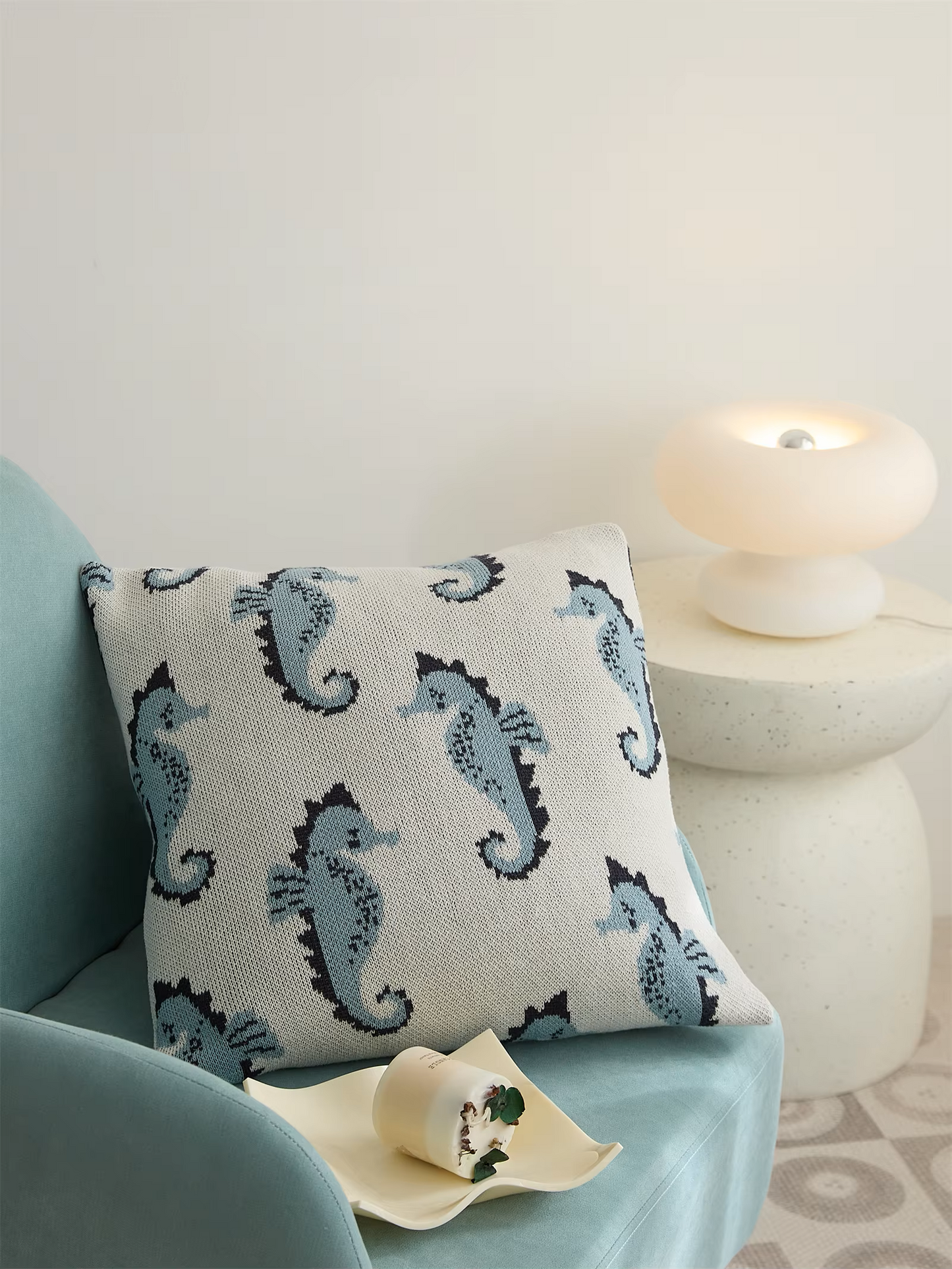 Sea Horse Pattern Knitted Pillow Case