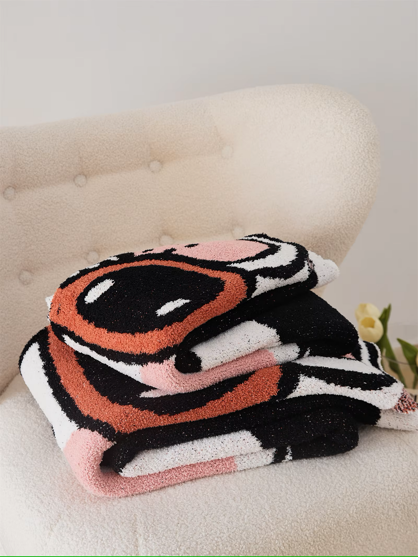 Bulldog Pattern Knitted Blanket